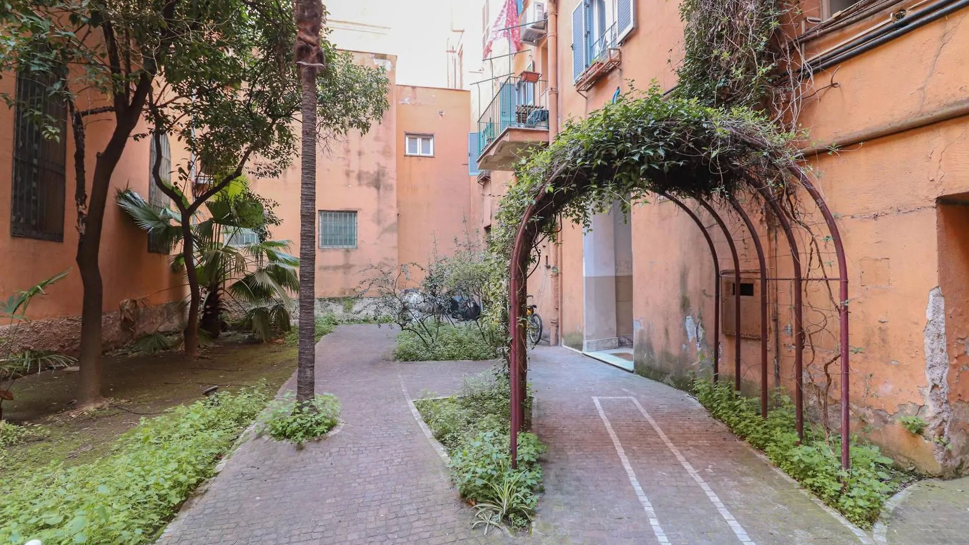 Lux San Pietro Apartment Rome Italy