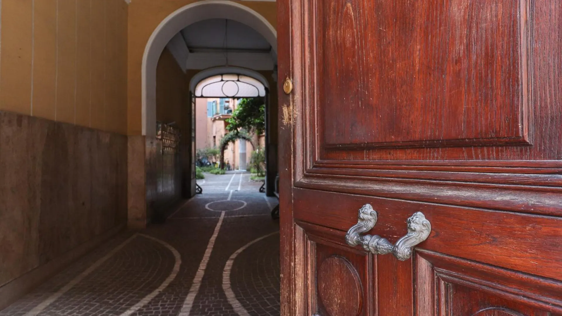 Lux San Pietro Apartment Rome